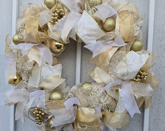 White Gold Christmas Wreath, 20-Inch, Snowflake Design