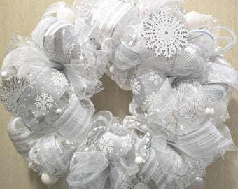 White Silver Christmas Wreath, Snow theme, 21"