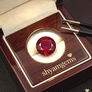 11Ct Natural Untreated Pigeon Blood Red Burma Ruby Round Cut Certified Loose Gemstone Burmese Ruby for Ring & July Birthstone