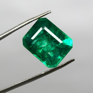 14.21 Carat Emerald Cut Columbian Emerald Gemstone