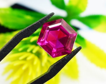 1.15 Ct Purplish Pink Spinel : Brilliant Hexagonal Cut Gemstone 