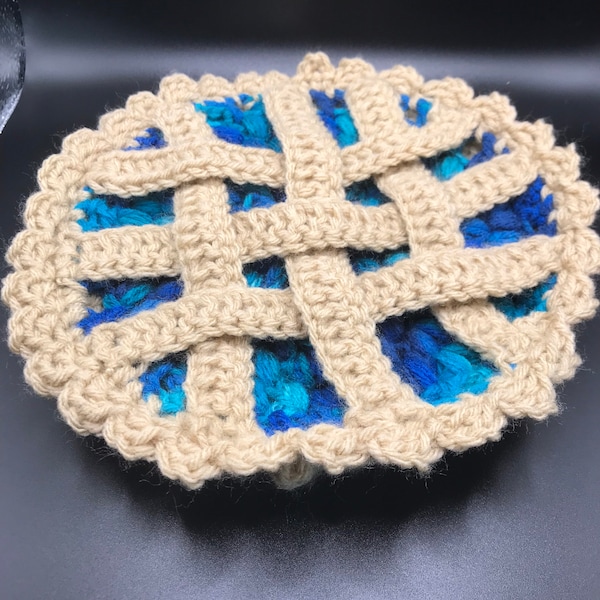 Crochet pie pot holder