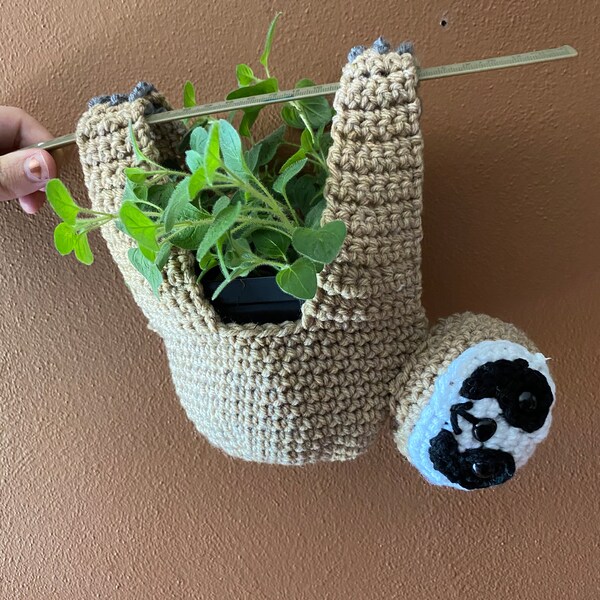 Crochet Sloth Plant Holder - Etsy