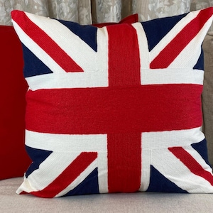 Luxury Embroidered Union Jack Cushion Cover – 50x50cm | Premium Scatter Sofa UK Flag Throw Pillow with Cotton Insert Pad British Home Décor