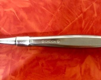 Act II by Oneida  Satin Finish Circa 1980 stamped with 2 cubes