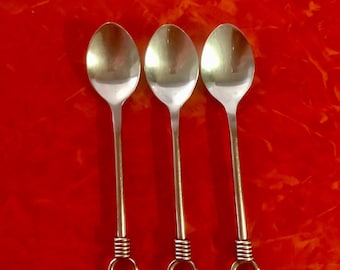 Laso by Wallace Circa 2001 Discontinued
