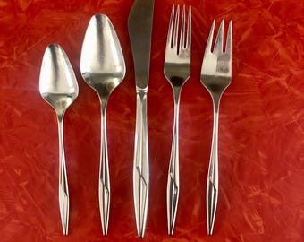 Astra by International Stainless Deluxe 1964-1967
