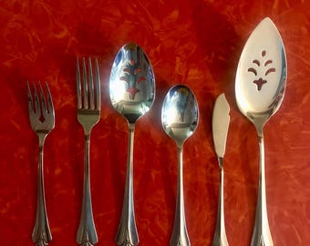 Royal Flute by Oneida Circa 1987 Stainless Glossy