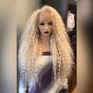 Daily WIG! 100% Remy human hair Long, curly Light blonde front lace free parting