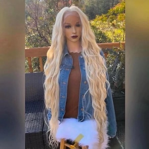 Daily WIG! Super Long wavy Light blonde Human Hair Blend, Lace Front