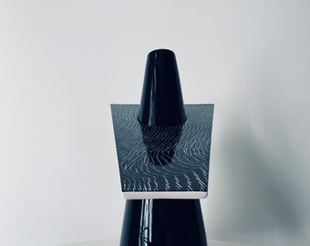 Colletto vase by Alessandro Mendini for Superego, Ed limited.