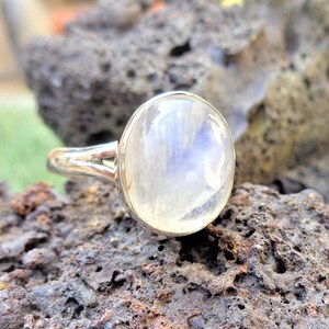 Moon Stone Sale 925 Sterling Silver Ring, Rainbow Moonstone Ring, Rainbow Moon stone Ring, Handmade Silver Ring, Gift For her, Dainty Ring