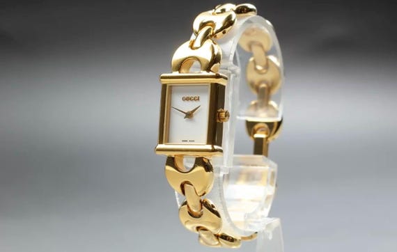 Vintage Gucci Womens Watch Interchangeable Straps Authentic  display picture 3