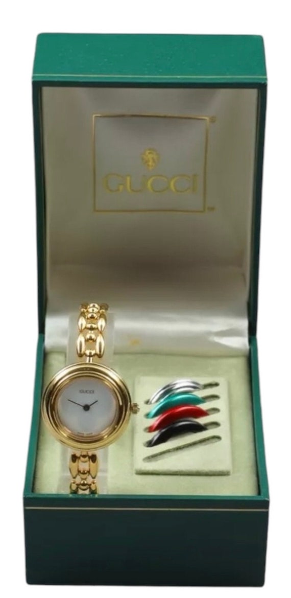 Authentic pre loved GUCCI watch ladies Vintage Gucci Womens Watch Gold Bangle Swiss Made Quartz Pre  main image 4