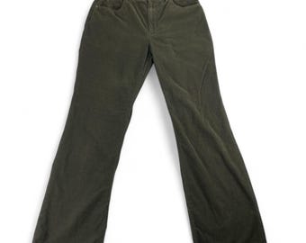 Liz Claiborne Corduroy Pants | Pale Green | Vintage 70’s | Women’s Size 2 | High Rise | Flared