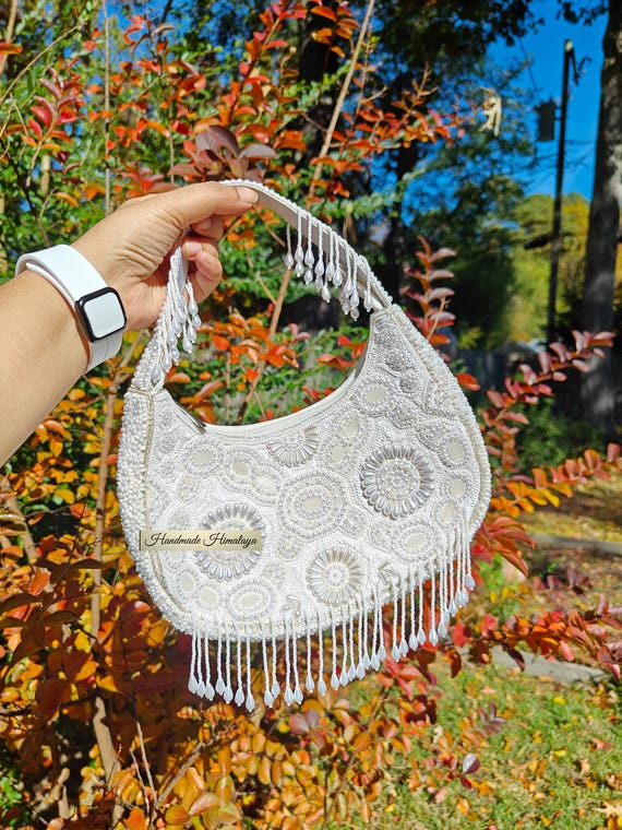 Ivory Pearl Beaded Hobo Bag, Fringe Bridal Purse, Wedding Shoulder Bag, Elegant Beaded Handbag, Pearl Party Bag, Luxury Bride Evening Bag
