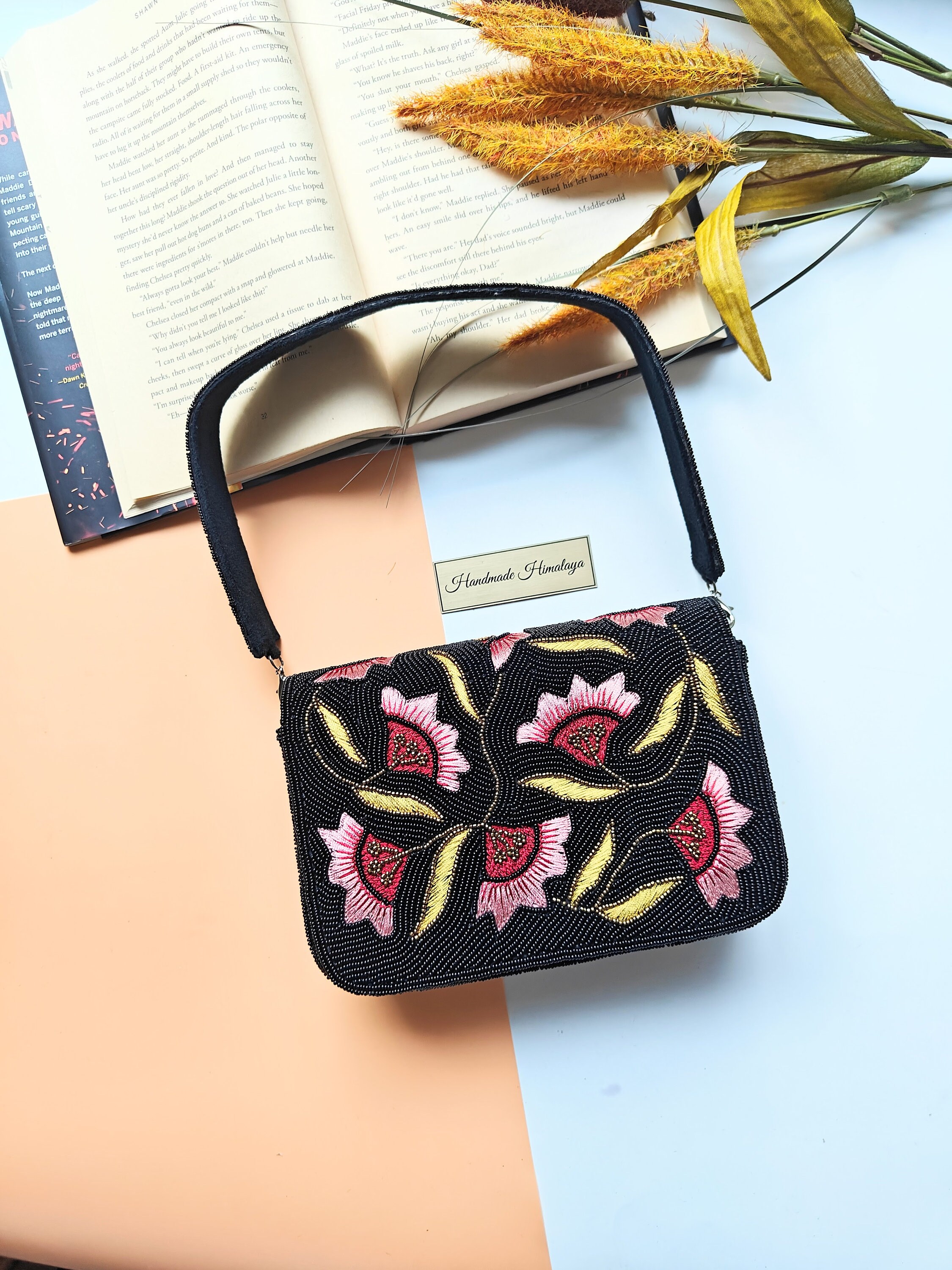 Black Floral Beaded Bag Pink Black Floral Handbag Seed Beaded Shoulder Bag Gift for Her Party Evening Bag Flower Beaded Purse Clutch