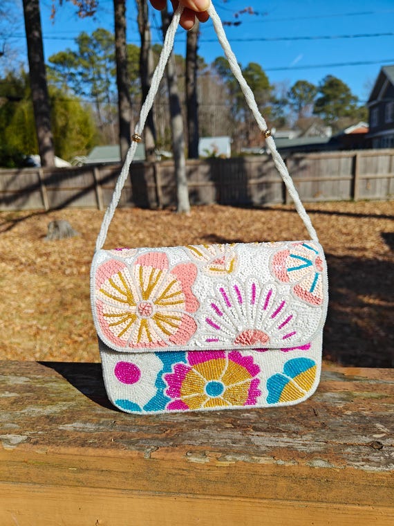 White Beaded Clutch, Colorful Flower Purse, Beaded Purse, Crossbody Bag, Top Handle Purse, Prom Purse, Summer Clutch, Sequin Embroidered Bag