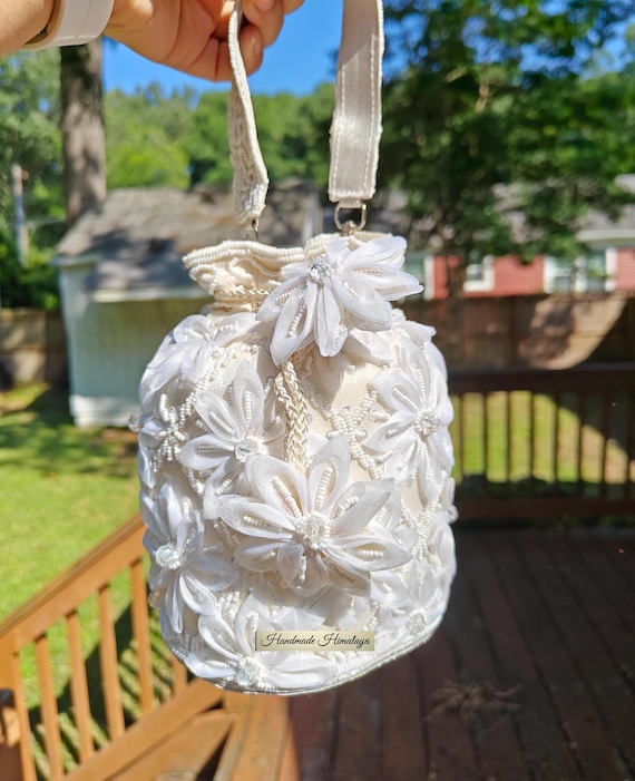 White Bridal Potli Bag with 3D Flowers, Handmade Wedding Purse, Embroidered Indian Bag, Elegant Pearl Beaded Potli, Gift for Bride