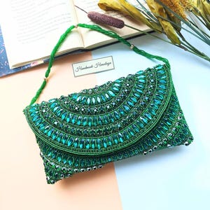 Clutch verde, monedero con cuentas, bolso cruzado, bolso de fiesta, clutch de noche, clutch con cuentas verdes, clutch con cristales, monedero de boda Nikah, esmeralda