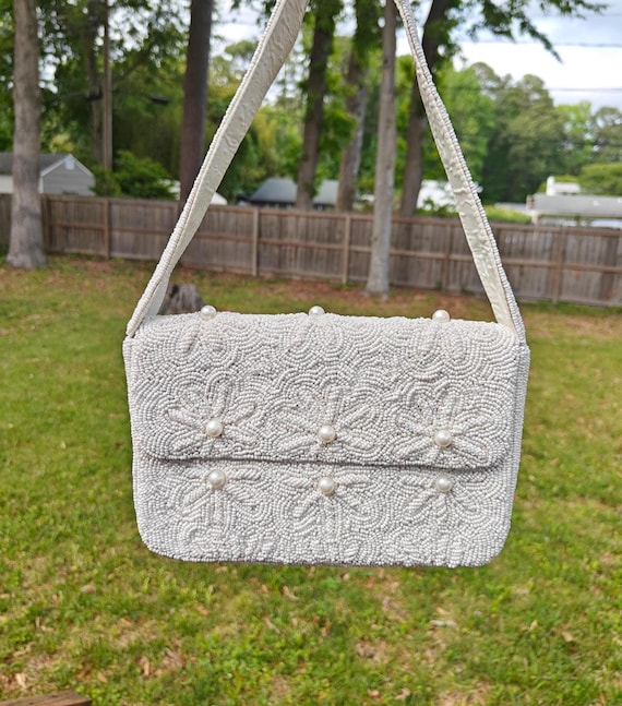 White Bridal Beaded Bag, Pearl Accents Bag, Wedding Clutch Purse, Bride Bridesmaid Gift, Handmade Himalaya Bag, Beaded Handbag
