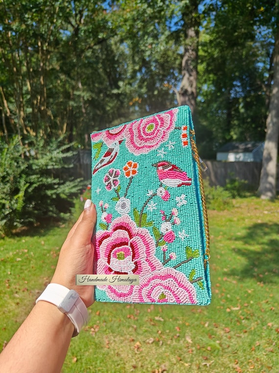 Green Beaded Bird Clutch Bag: Crossbody Handbag with Peonies