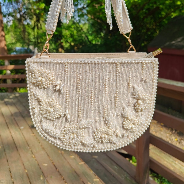 Pearl White Beige Bridal Floral Handbag, Beaded Clutch Purse, Shoulder Purse, Suede Bag, Gift for Her, Bridesmaid Gift, Wedding Day Handbag