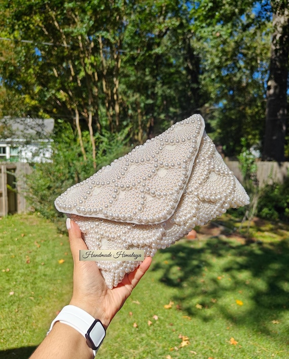 Wedding Clutch Purse Bridal Purse Pearl Beaded Bag Scalloped Evening Clutch Bridesmaid Purse