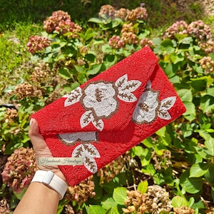 Red White Rose Beaded Purse: Envelope Crossbody Sling Party Evening Bag Clutch Wallet