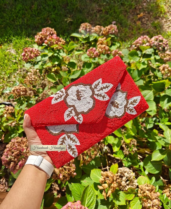 Red White Rose Beaded Purse: Envelope Crossbody Sling Party Evening Bag Clutch Wallet