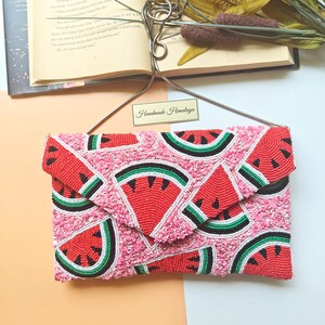Wassermelone Perlen Geldbörse, Sommer Obst Clutch, Abendhandtasche, Partygeschenk für sie, rot rosa Perlentasche, Crossbody Tasche, Damen Perlentasche