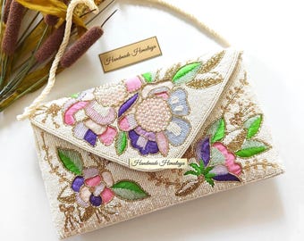 Bolso de mano bandolera de novia con cuentas florales coloridas