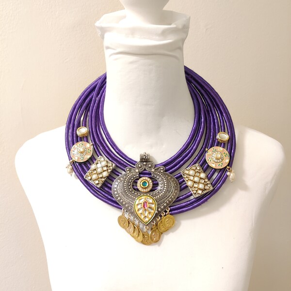 Semi-Circle Elegance: Handcrafted Jute Necklace with Brass
