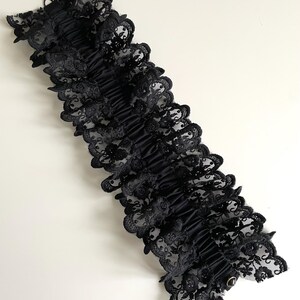 Detachable Victorian collar and matching cuffs in black embroidered lace image 6
