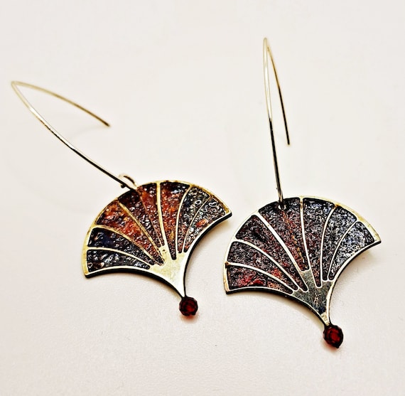Art Deco dangling earrings.
