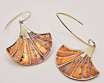 Ginkgo dangling earrings. Art Deco jewerly.