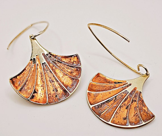 Ginkgo dangling earrings. Art Deco jewerly.