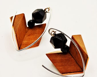 Wooden earrings with onyx made by hand with pure silver earwires.