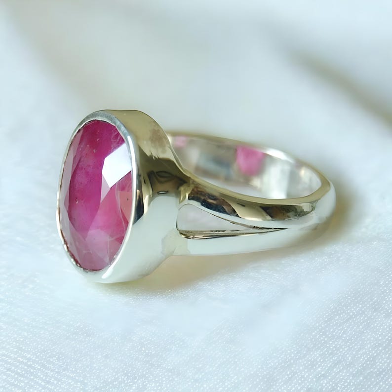 Ruby ring, Womens ruby ring, Silver ring, Ruby Gemstone ring, Engagement ring, Natural ruby ring, Anniversary gift for her, handmade ring