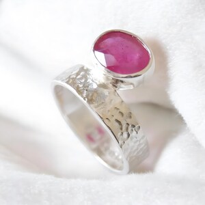Ruby ring, Womens ruby ring, Silver ring, Ruby Gemstone ring, Engagement ring, Natural ruby ring, Anniversary gift for her, handmade ring