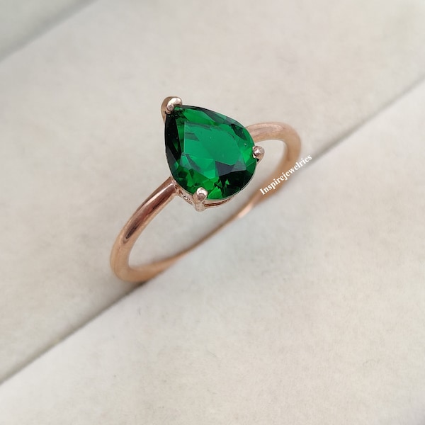 Pear Cut Emerald Solitaire Ring, 14k Solid Gold Tear Drop Minimalist Green Emerald Ring, Solitaire Ring, Promise Ring, Gift For Her, Unique