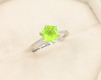 Hexagon cut peridot ring, unique peridot engagement ring, Dainty Hexagon Peridot Ring, Anniversary gift for her, promise ring for women