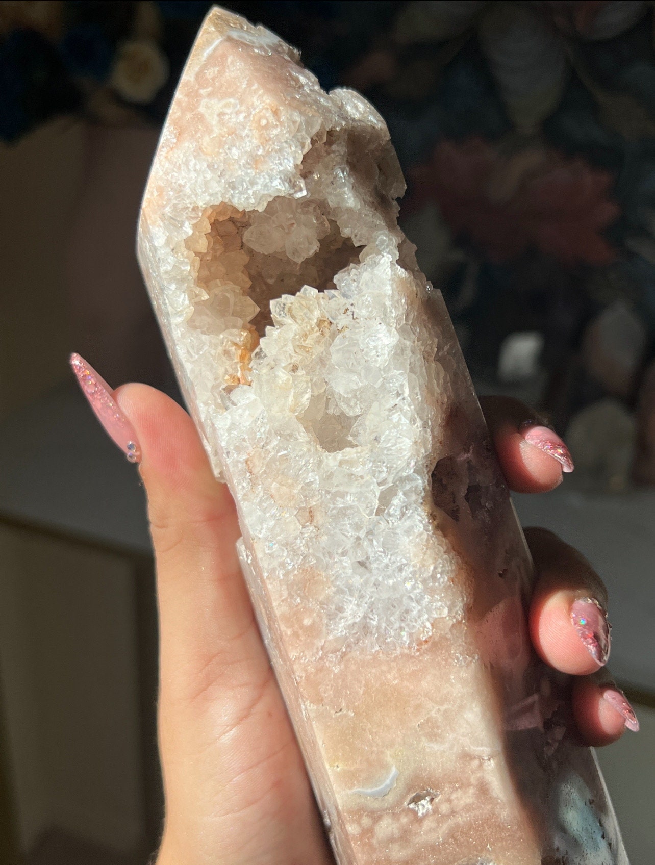 夢のような大きなドゥルージークォーツピンクアメジストタワー〜ピンク