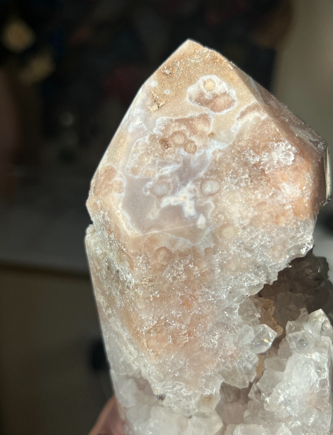 夢のような大きなドゥルージークォーツピンクアメジストタワー〜ピンク