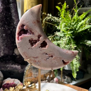 XL Deep Red & Purple Bubble Druzy Pink Amethyst Quartz Crescent Moon on Gold Stand ~ High Quality ~ Brazil Pink Amethyst