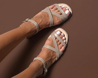 Beige platta lädersandaler för kvinnor – Minimalistiska sommarsandaler, handgjorda vardagsskor