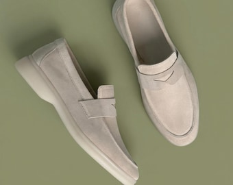 Mocasines de ante para mujer, zapatos minimalistas sin cordones color arena, zapatos planos casuales forrados en piel, mocasines cómodos para el día a día.