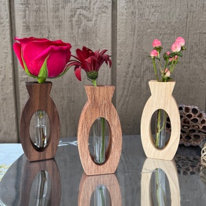 Wood bud vase, practical stocking stuffer for adults, single stem vase, rustic home decor, gift for wife, gift for girlfriend, for mom