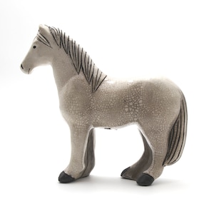 Raku horse