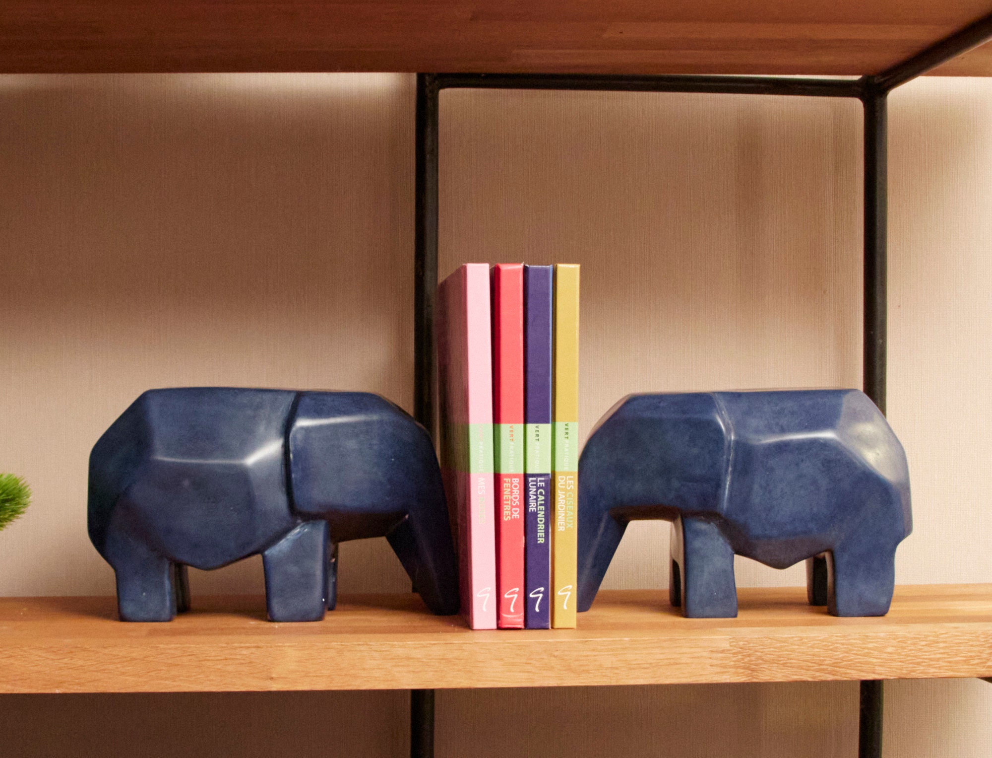 Eléphants Facettés en Déco ou Serres-Livres de Différents Coloris